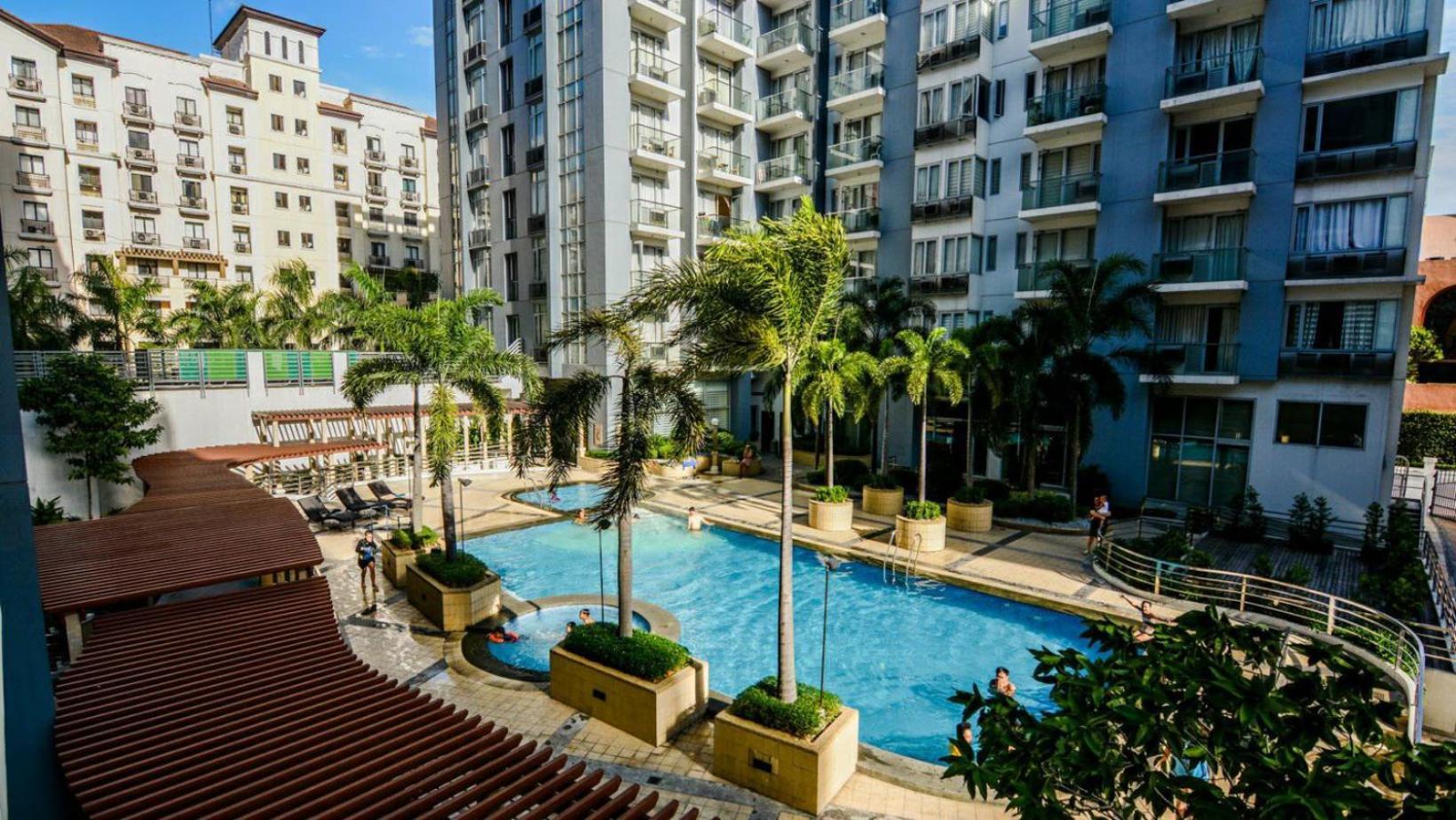 One Palm Tree Villas Condominium - Studio 7Th Fl With Balcony - Across Terminal 3 Airport Pasay Exterior photo