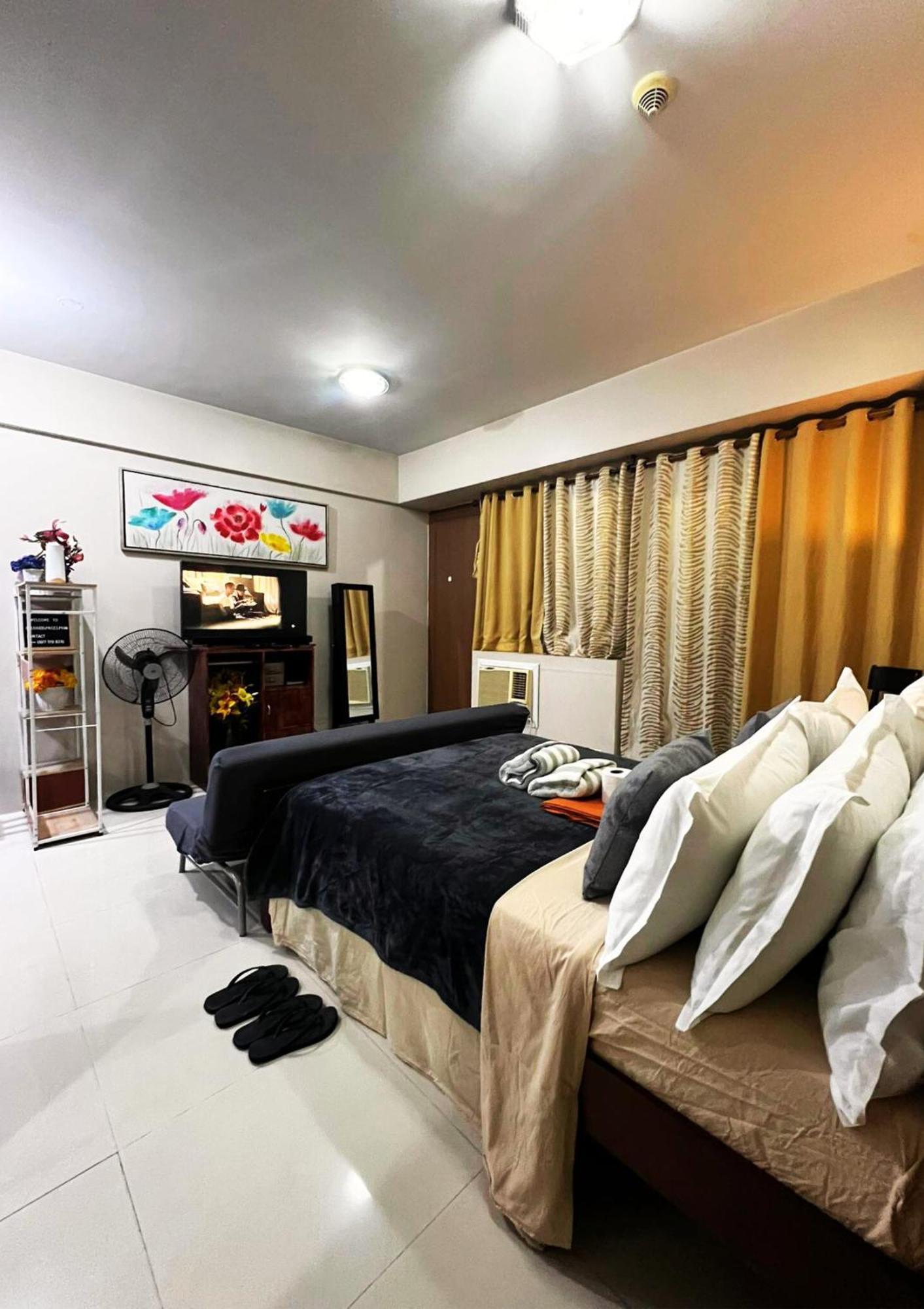 One Palm Tree Villas Condominium - Studio 7Th Fl With Balcony - Across Terminal 3 Airport Pasay Exterior photo