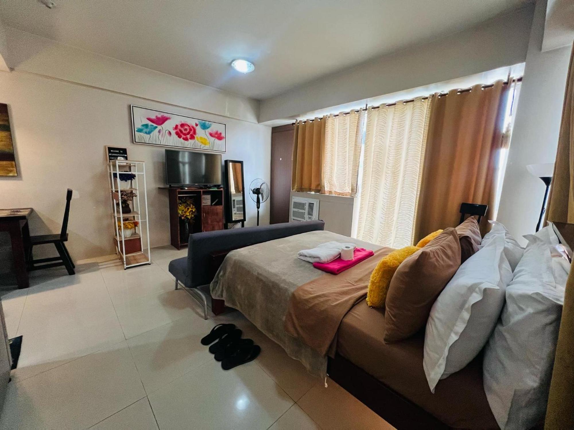 One Palm Tree Villas Condominium - Studio 7Th Fl With Balcony - Across Terminal 3 Airport Pasay Exterior photo