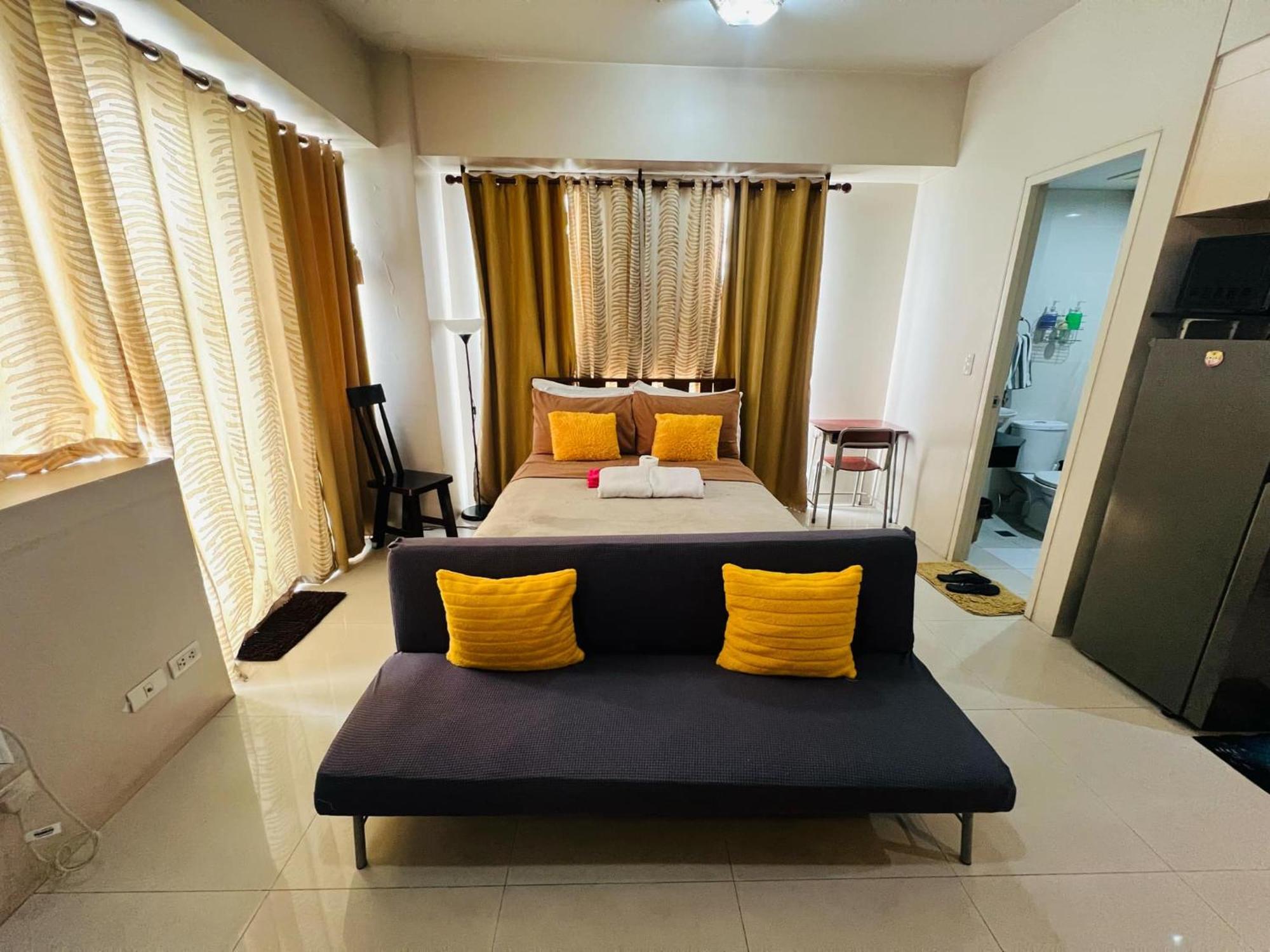 One Palm Tree Villas Condominium - Studio 7Th Fl With Balcony - Across Terminal 3 Airport Pasay Exterior photo